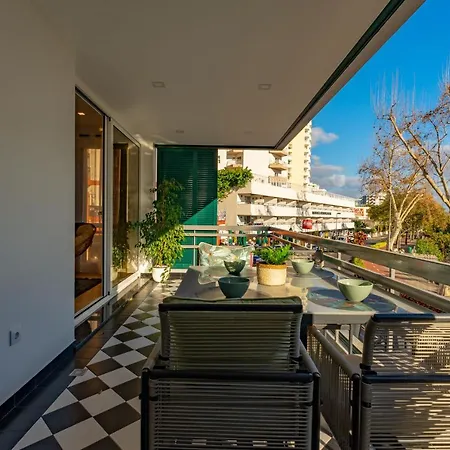 아파트 Flh Spacious With Balcony *