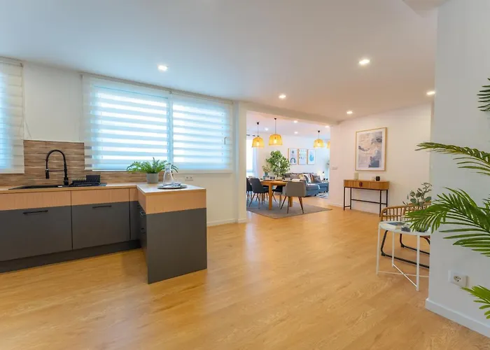 Flh Spacious With Balcony Appartement *